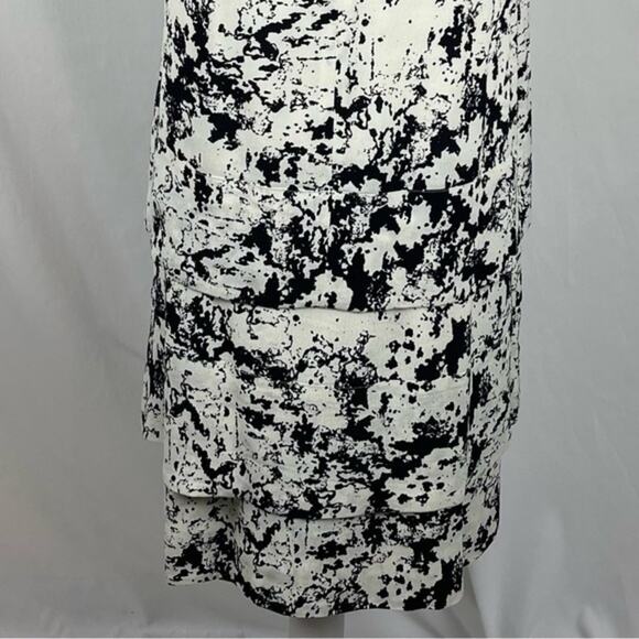 Banana Republic Black & Cream Ruffled Office To Date Night Dress NWOT Size 4 - Picture 7 of 12